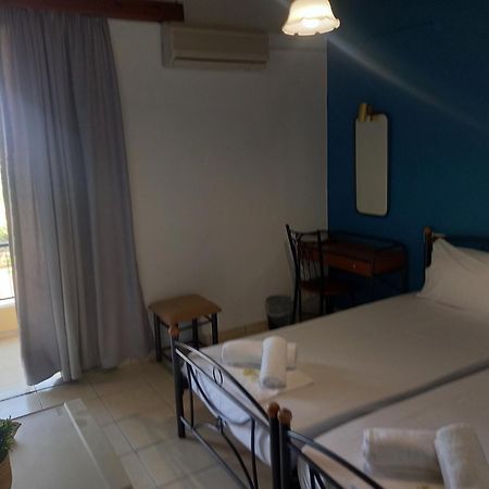 Hotel Tainaro Лутра Едипсу Екстериор снимка