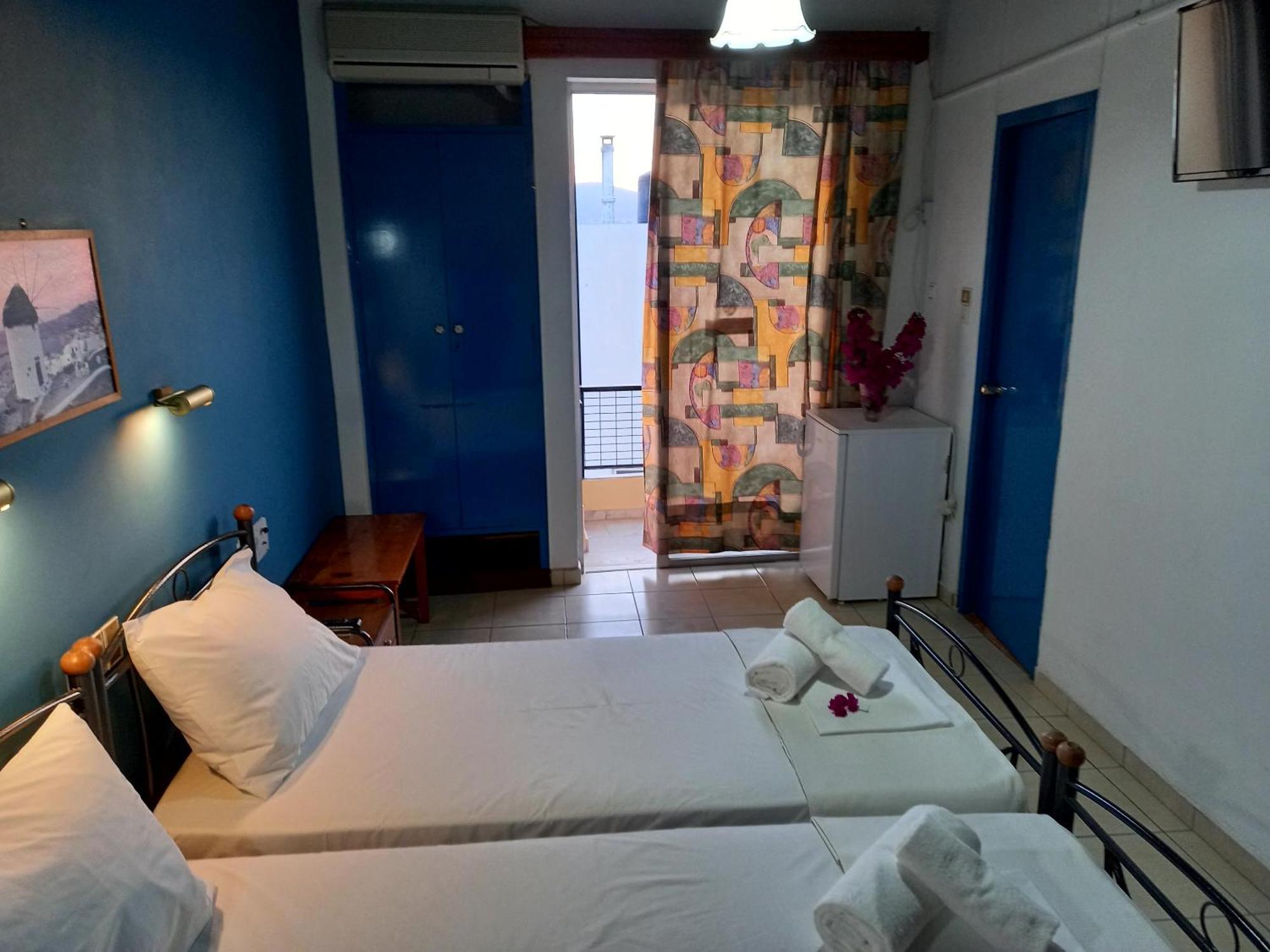 Hotel Tainaro Лутра Едипсу Екстериор снимка