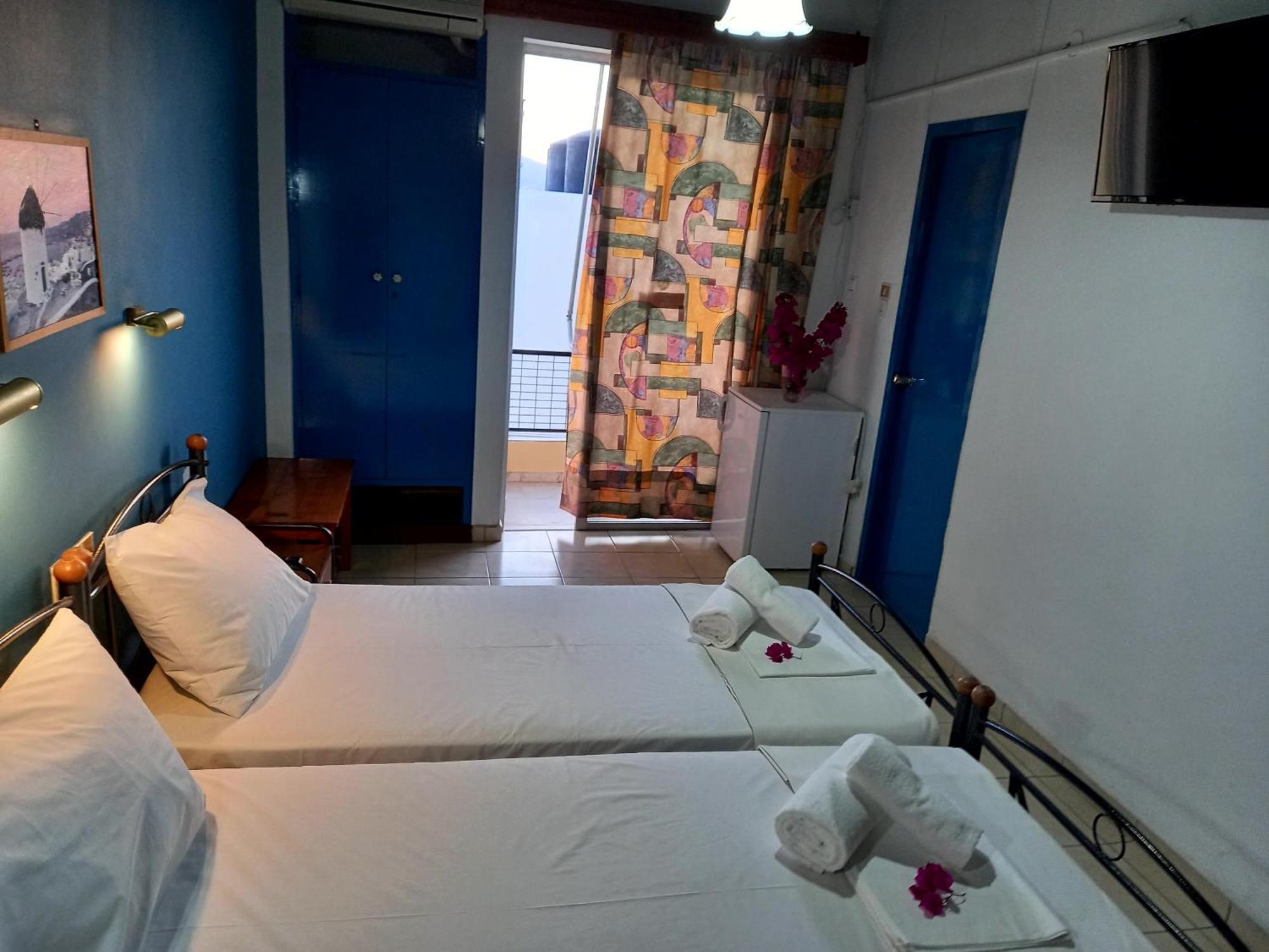 Hotel Tainaro Лутра Едипсу Екстериор снимка